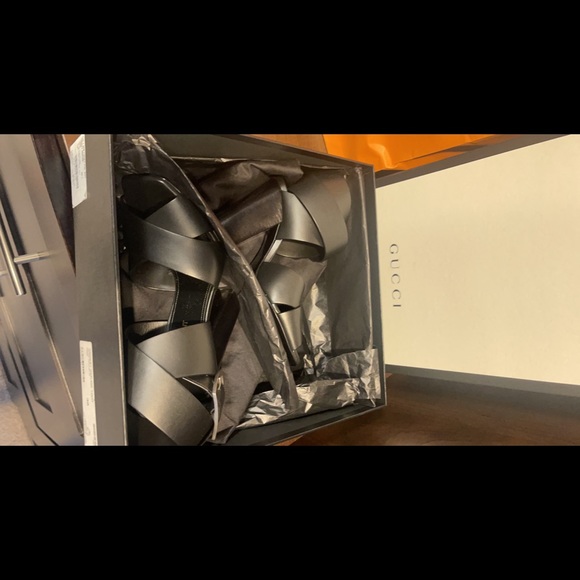 Saint Laurent YSL Valda buckle heels size 36 ( size 6) - Picture 7 of 10